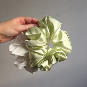 Oversized Scrunchie Set - Silk & Synthetic